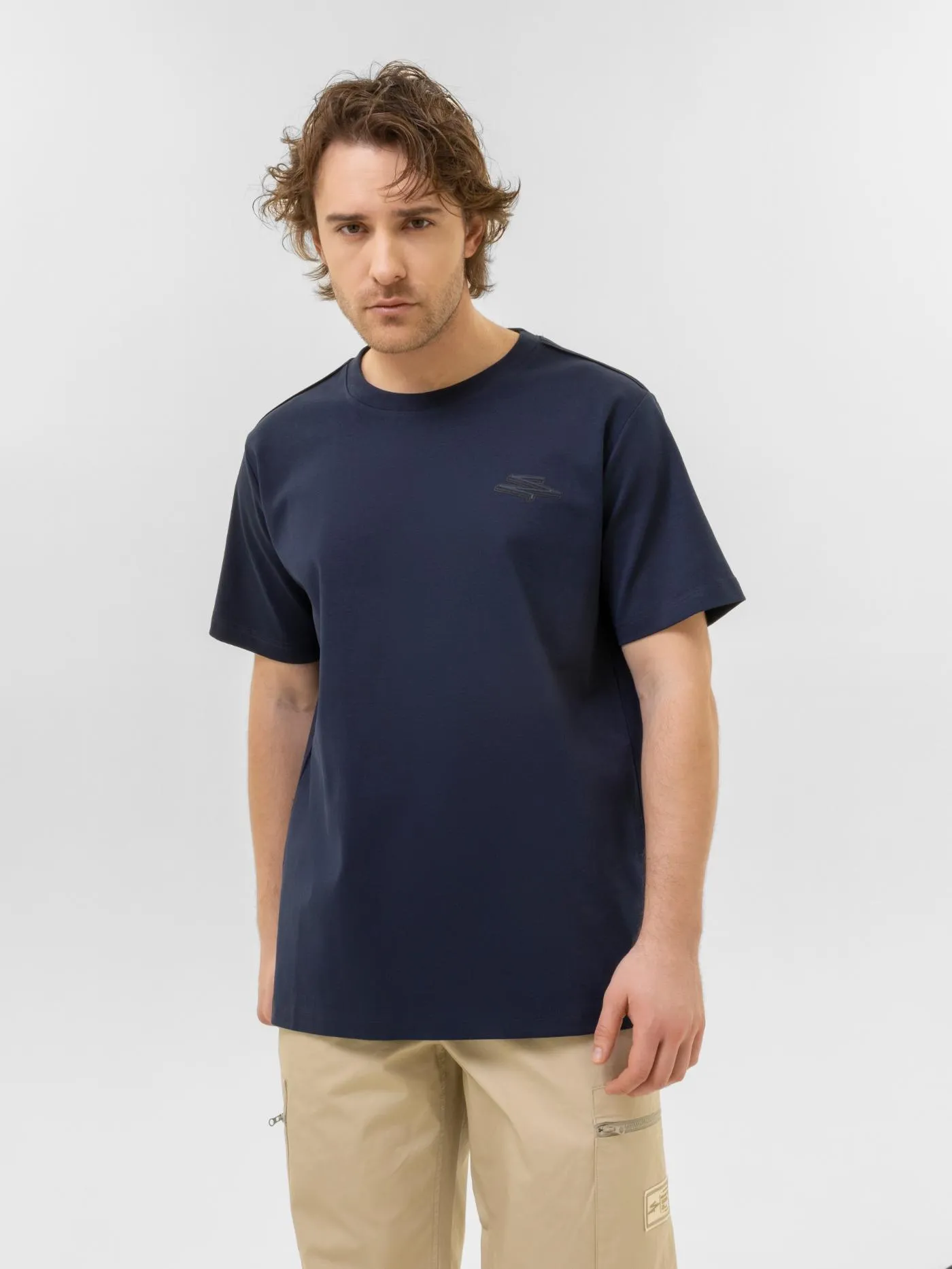 Футболка мужская Remington Casual Logo Dark Blue — одежда для охоты, рыбалки, туризма и города | KORGAN.KZ