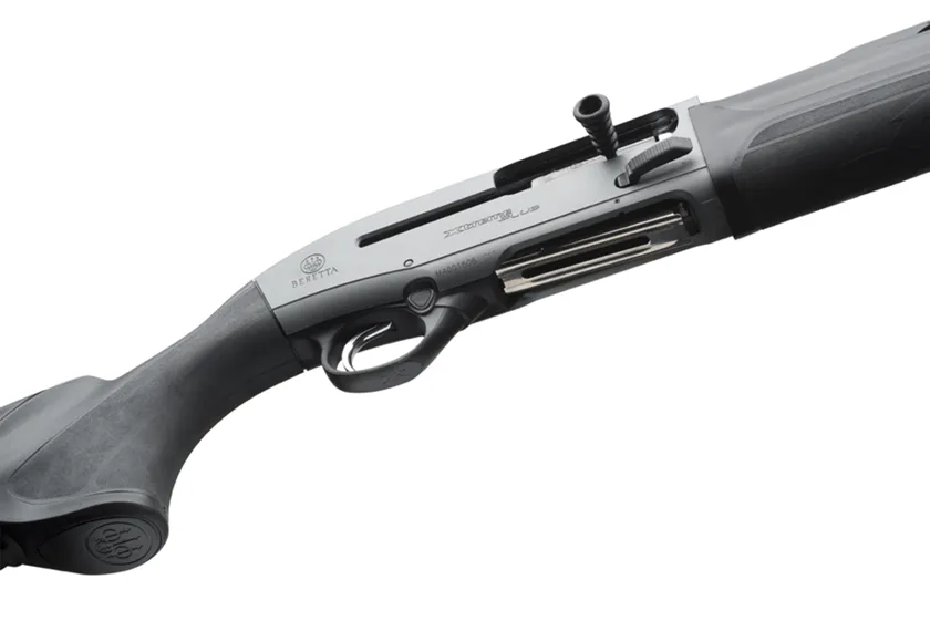 Гладкоствольное ружье BERETTA Moд. A400 XTREME PLUS SYNTHETIC BLACK KICK-OFF  (полуавтоматическое) калибра 12/89 — детальное фото
