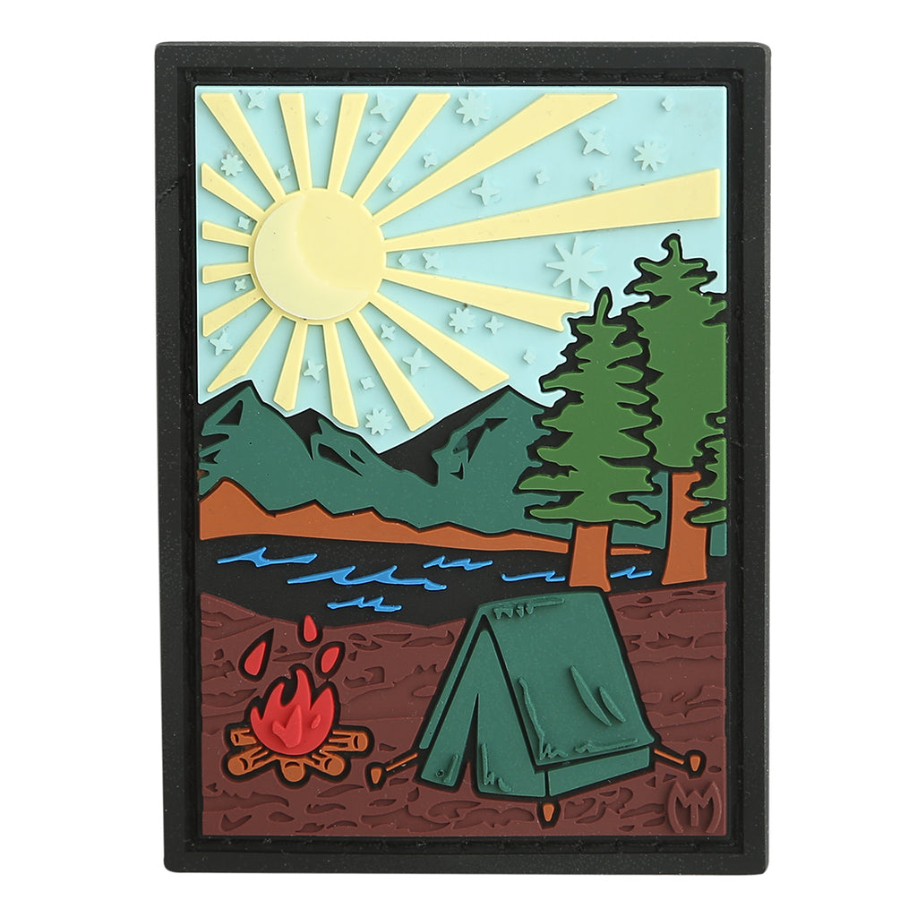 Патч (нашивка) MAXPEDITION Мод. OUTDOOR CAMP - FULL COLOR — технические характеристики, материалы и назначение | KORGAN