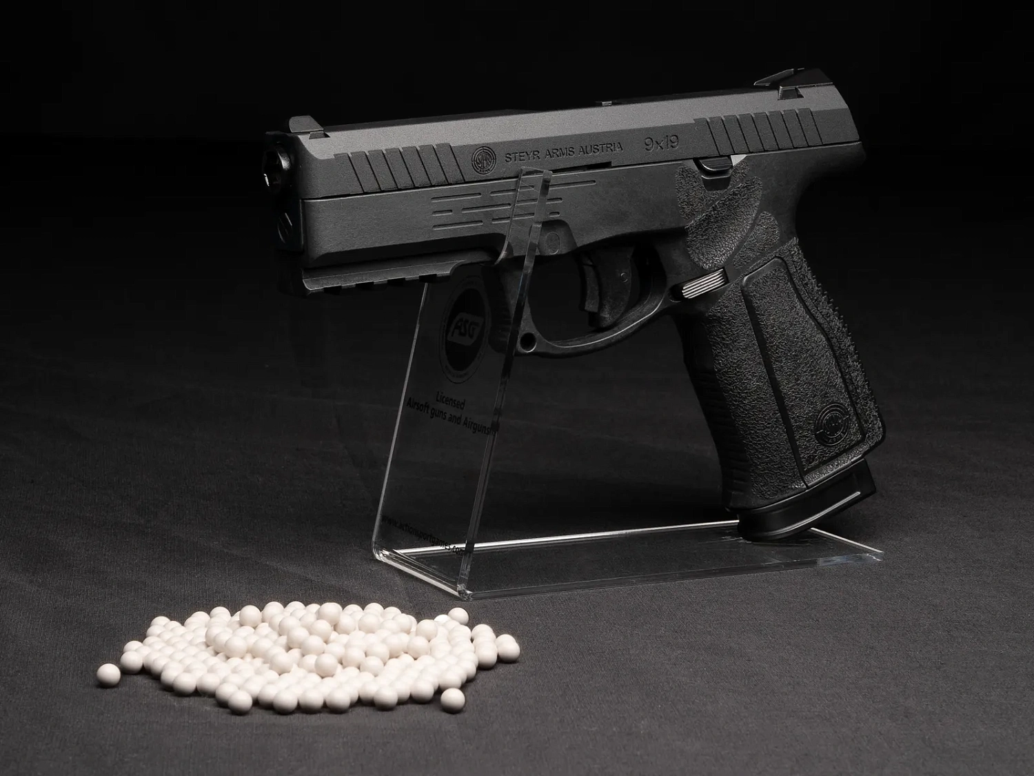 Страйкбольный пистолет ASG Мод. STEYR L9-A2