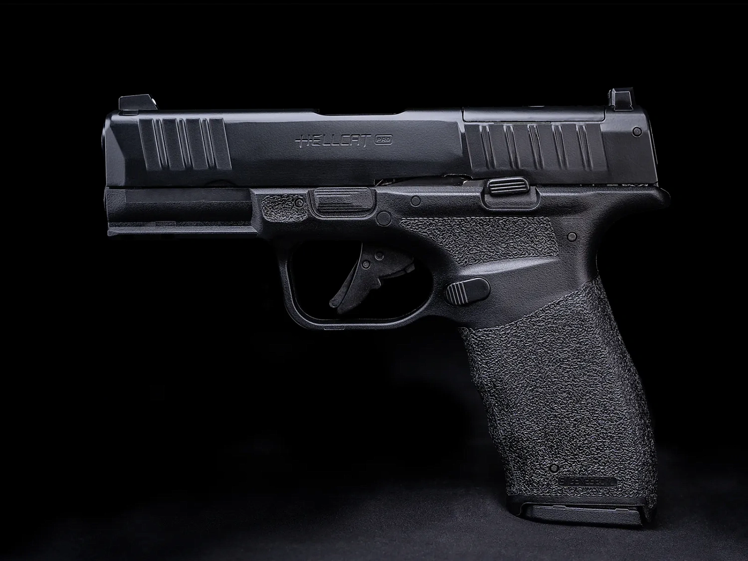 Страйкбольный пистолет ASG Мод. SPRINGFIELD ARMORY HELLCAT PRO